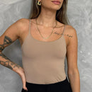 Regata Fitness Feminina em Poliamida – Alça Fina, Caimento Slim e Conforto Premium