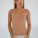 Regata Fitness Feminina em Poliamida – Alça Fina, Caimento Slim e Conforto Premium